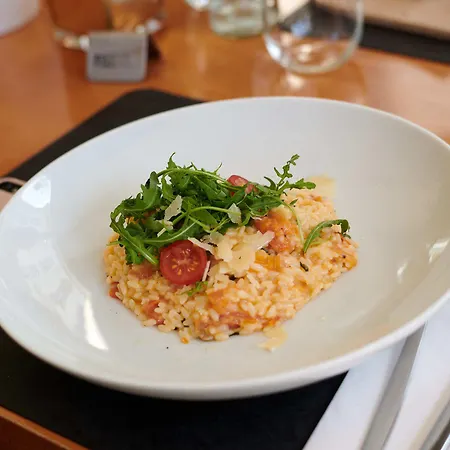 ホテル ベルヒトルト 3*